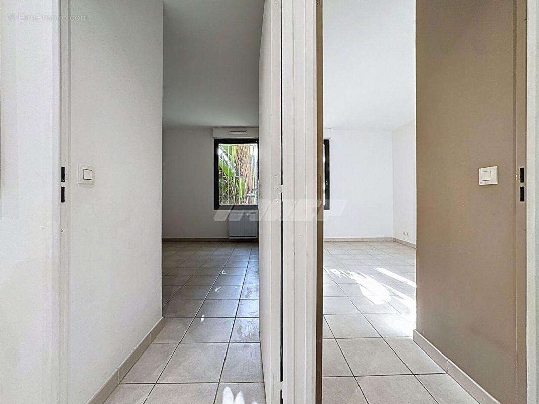 Appartement à MARSEILLE-9E