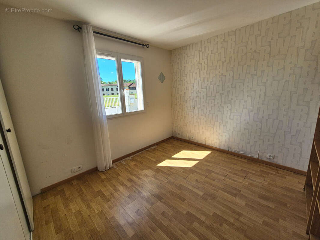 Foix.Maison T 5 de 145 m2 plain pied avec terrain de 801 m² - photo 14