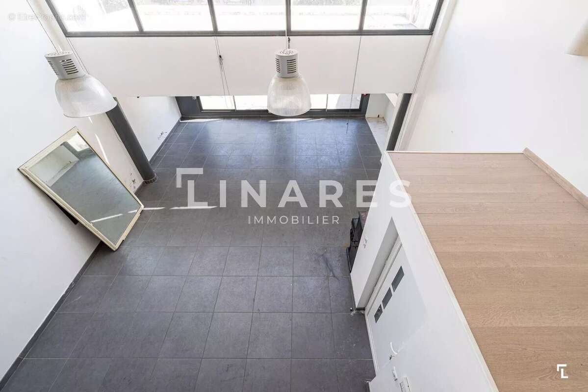 Appartement à MARSEILLE-1E