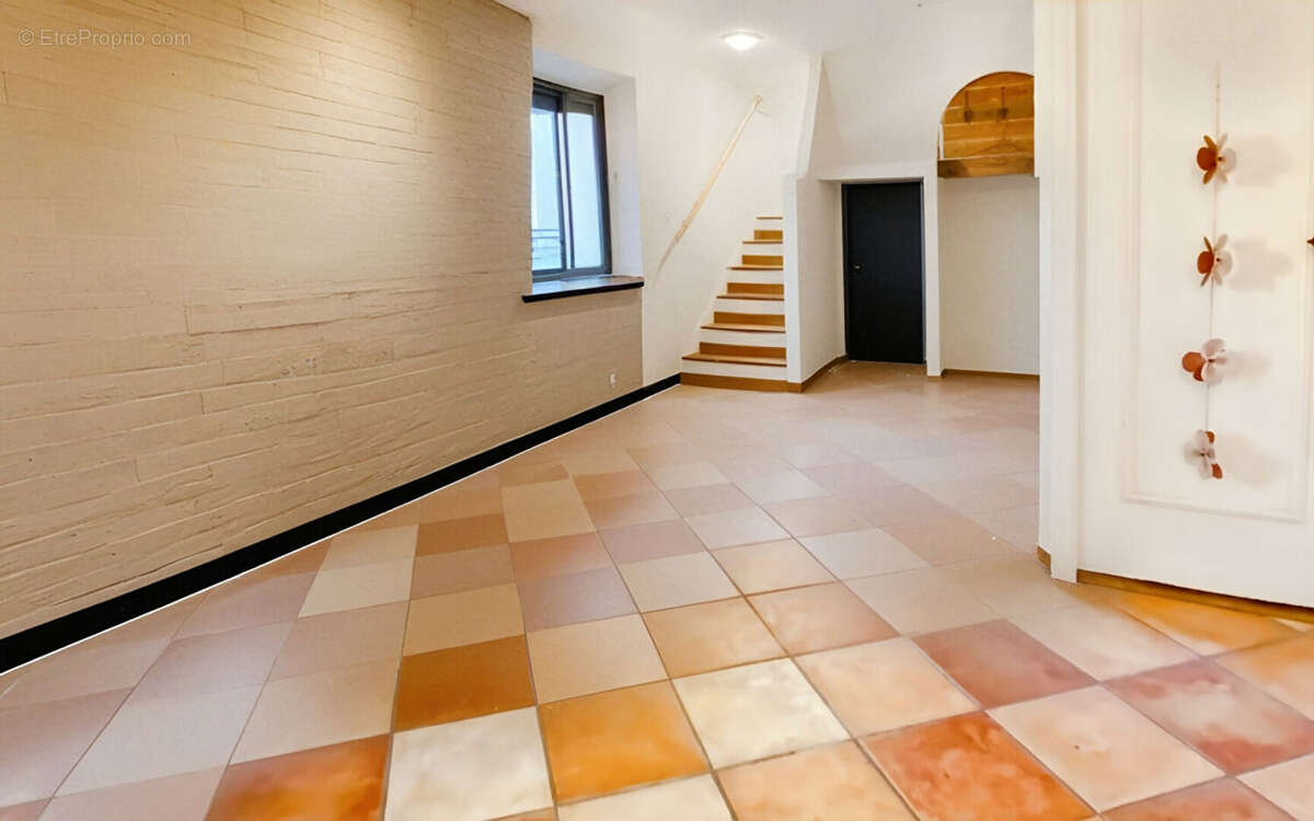 Maison à LE CASTELLET