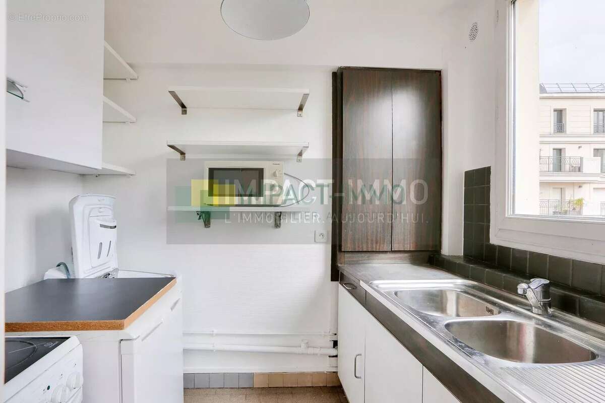 Appartement à LEVALLOIS-PERRET