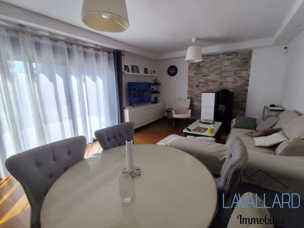 Maison 158 m² à Hebecourt  - photo 3