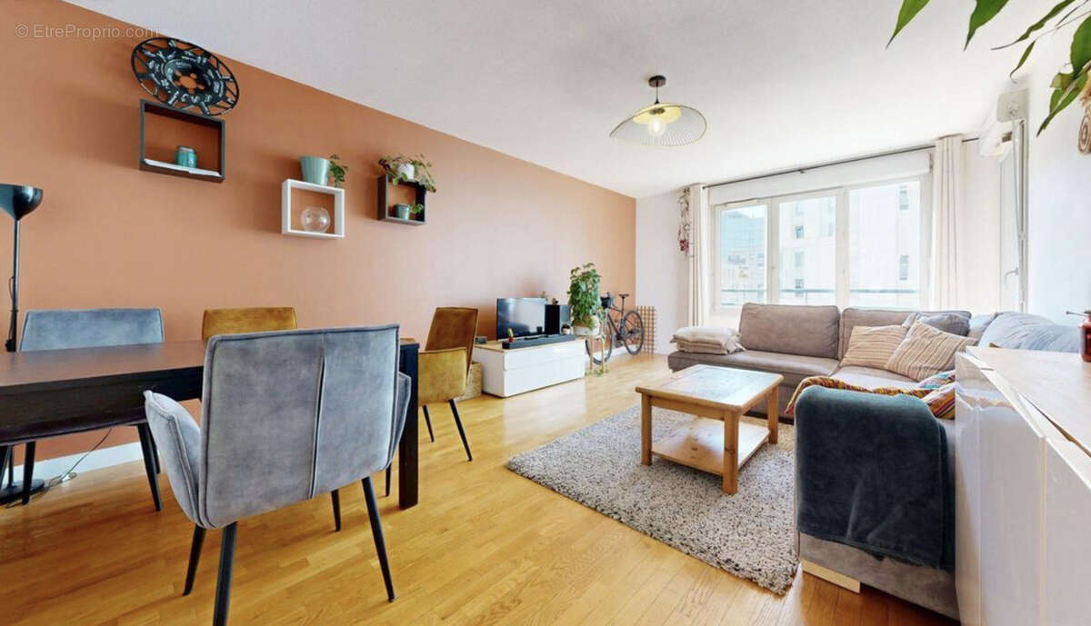 Appartement à BASSENS