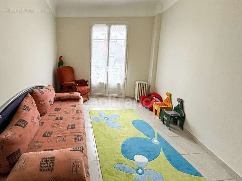 Appartement à MONTCEAU-LES-MINES