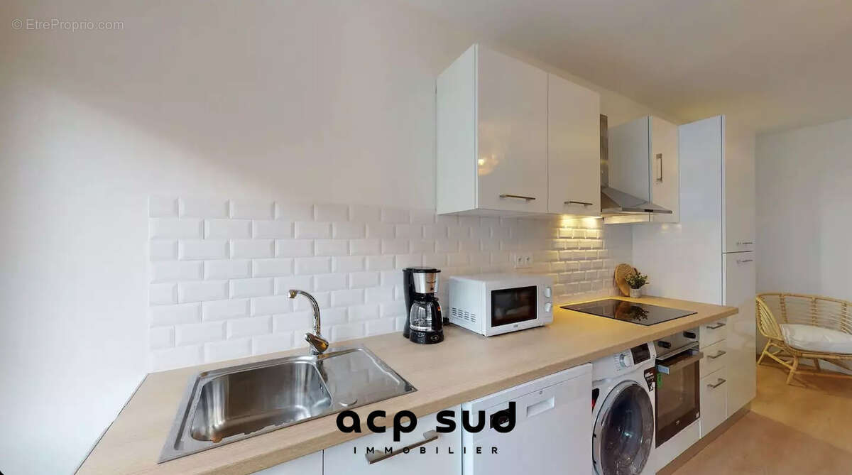 Appartement à MARSEILLE-7E