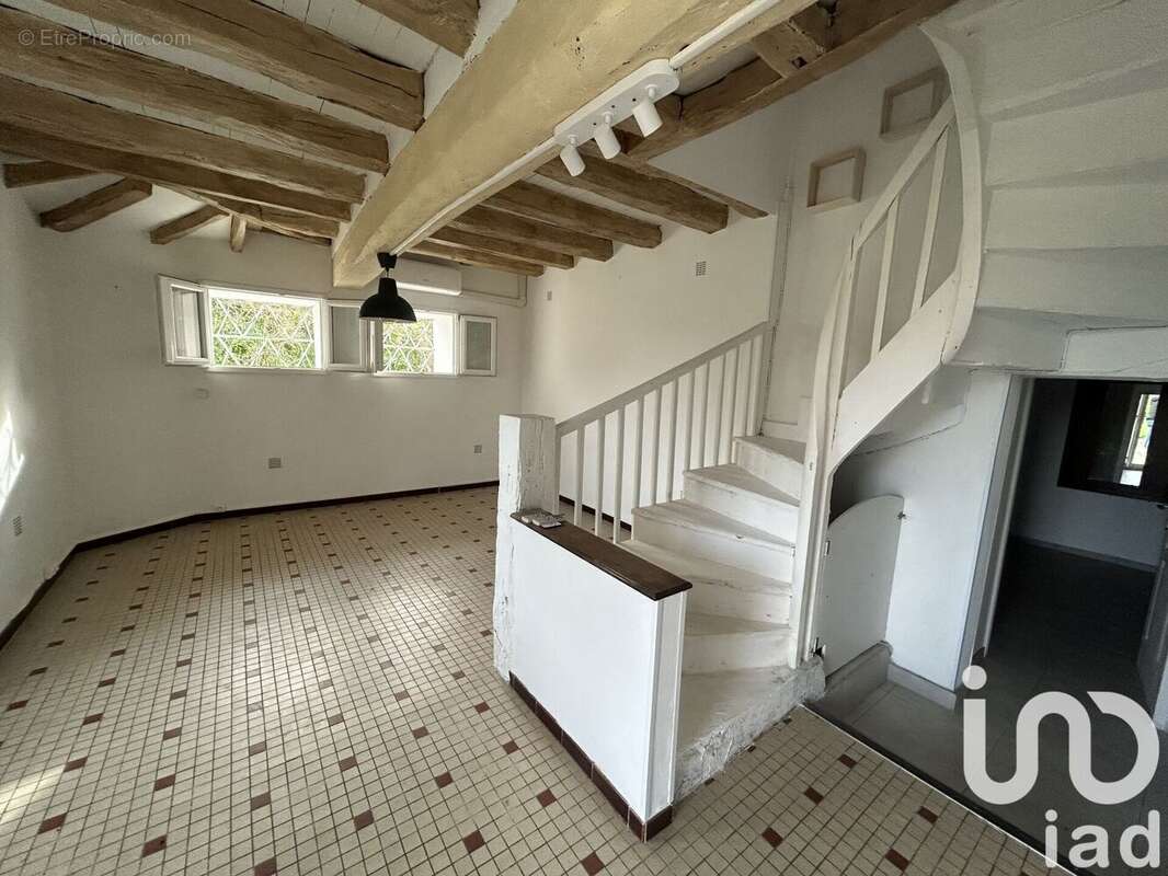 Maison 123 m² à Mezin  - photo 4