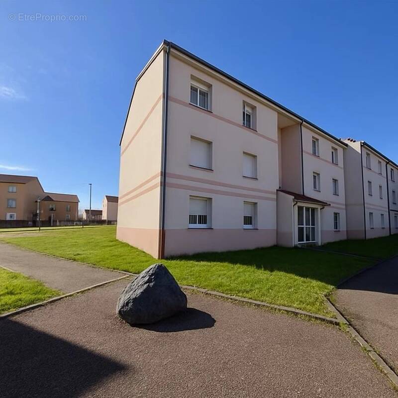 Appartement à ECROUVES