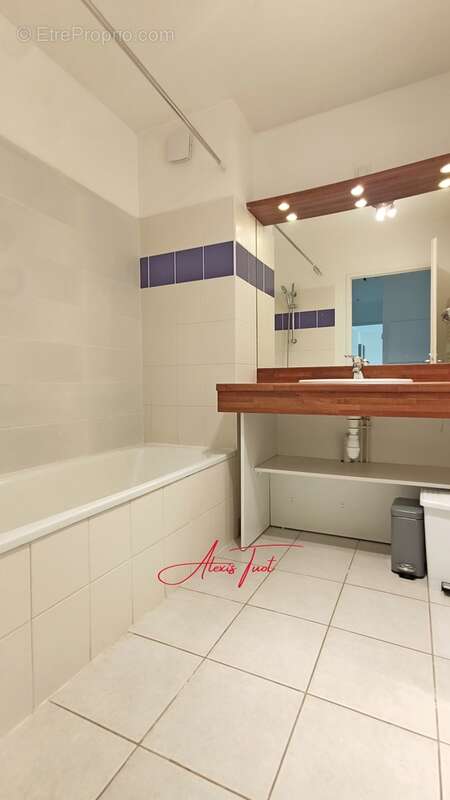 Appartement à AMBARES-ET-LAGRAVE