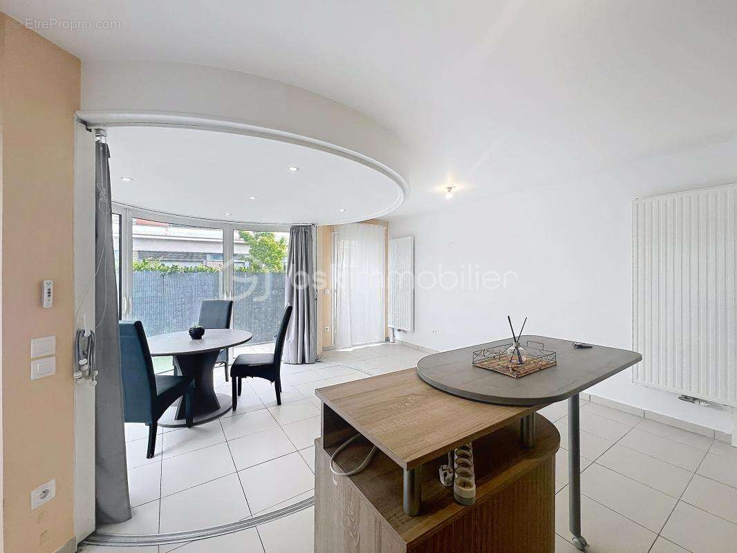 Appartement à BONNEUIL-SUR-MARNE