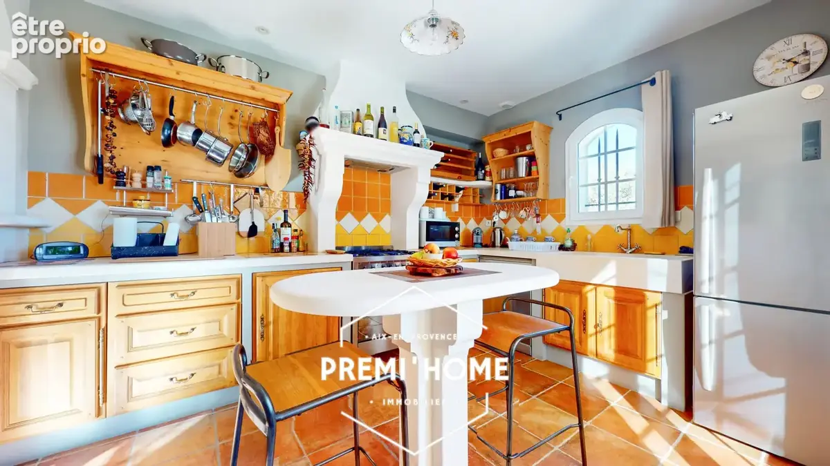 Maison t6 env. 145 m2 avec garage et dépendances aureille - photo 13