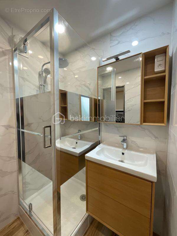 Appartement à FRESNES