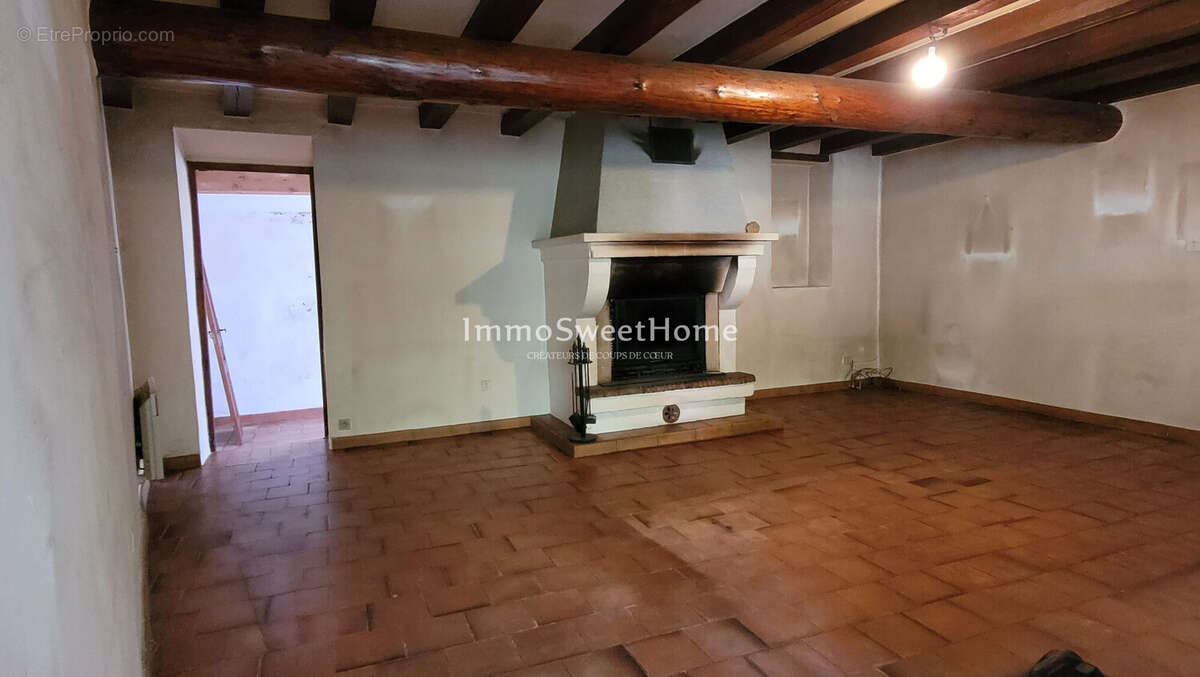 Maison 106 m² à Mirabel-Aux-Baronnies  - photo 2