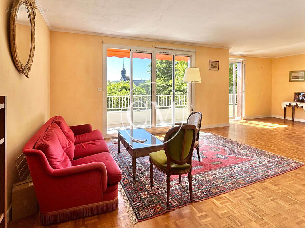 Appartement à SEVRES