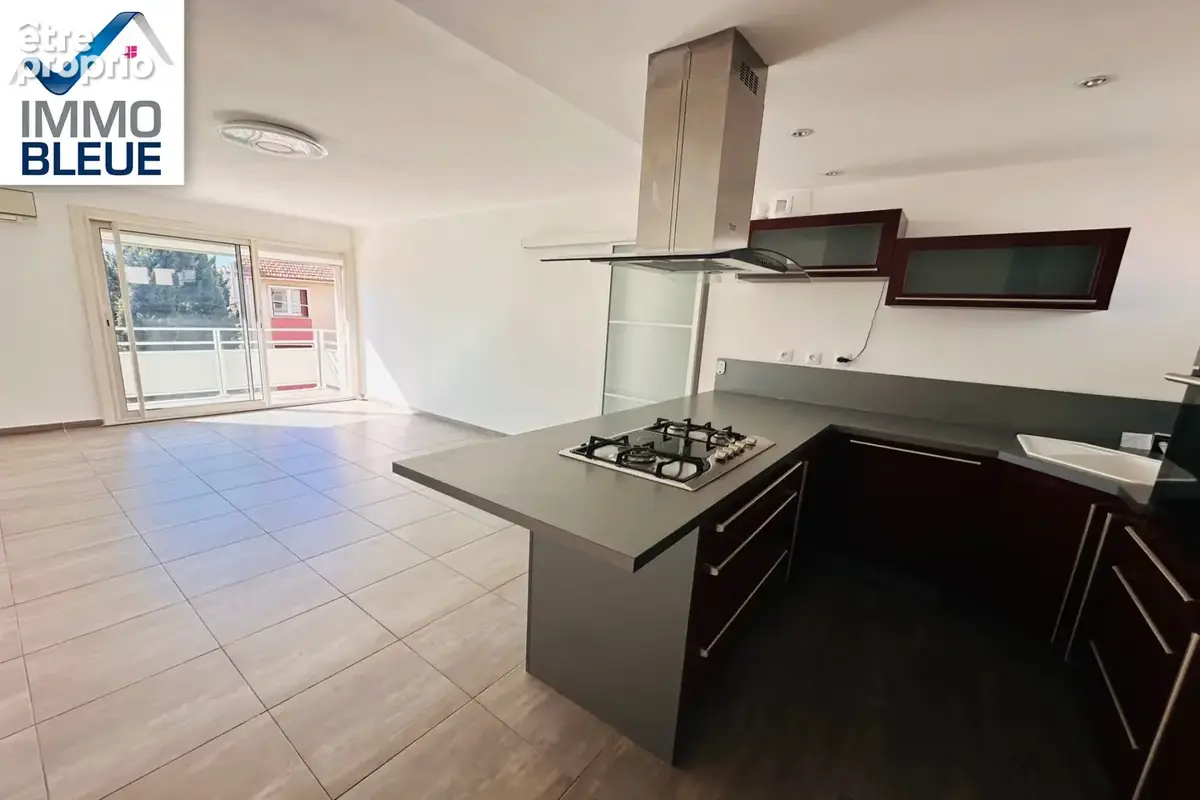 Appartement 3 pièces 68 m² à vendre à Martigues (13500) - photo 2