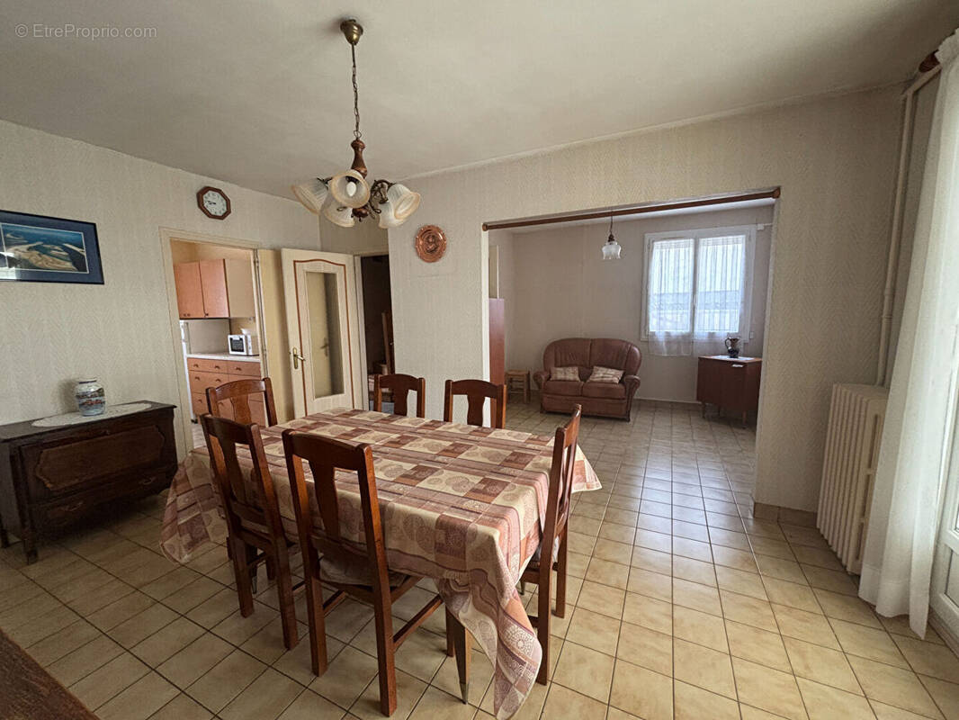 Maison à LA FERTE-BERNARD