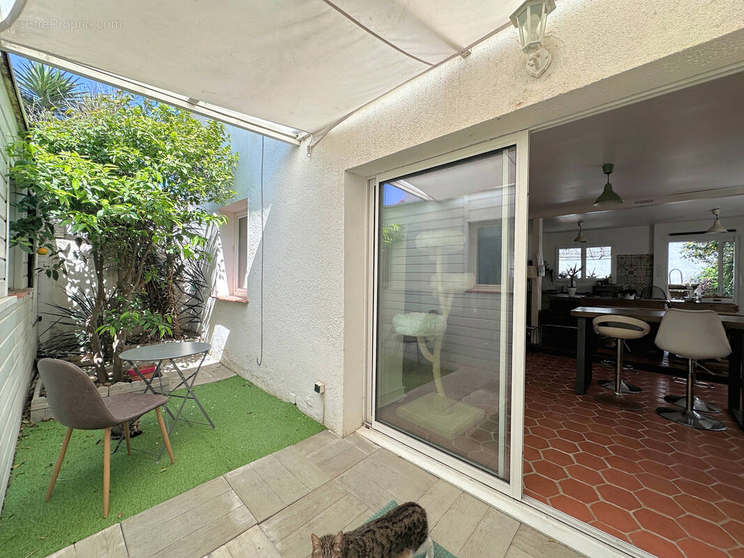 Maison à CANET-EN-ROUSSILLON