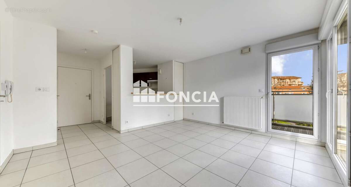 Appartement à TASSIN-LA-DEMI-LUNE