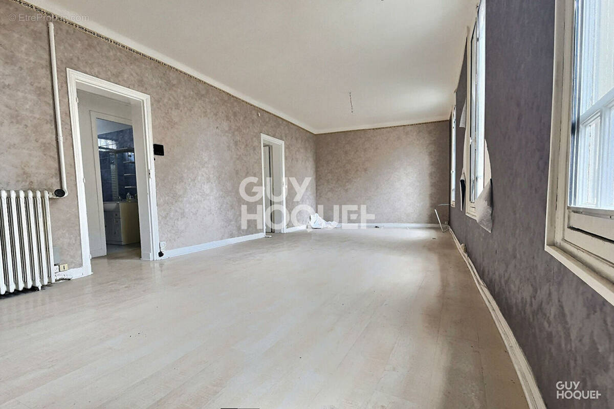 Appartement à MAISONS-ALFORT