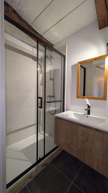 Appartement à VEYNES