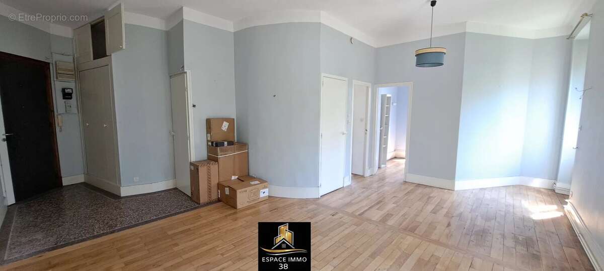 Appartement à GRENOBLE