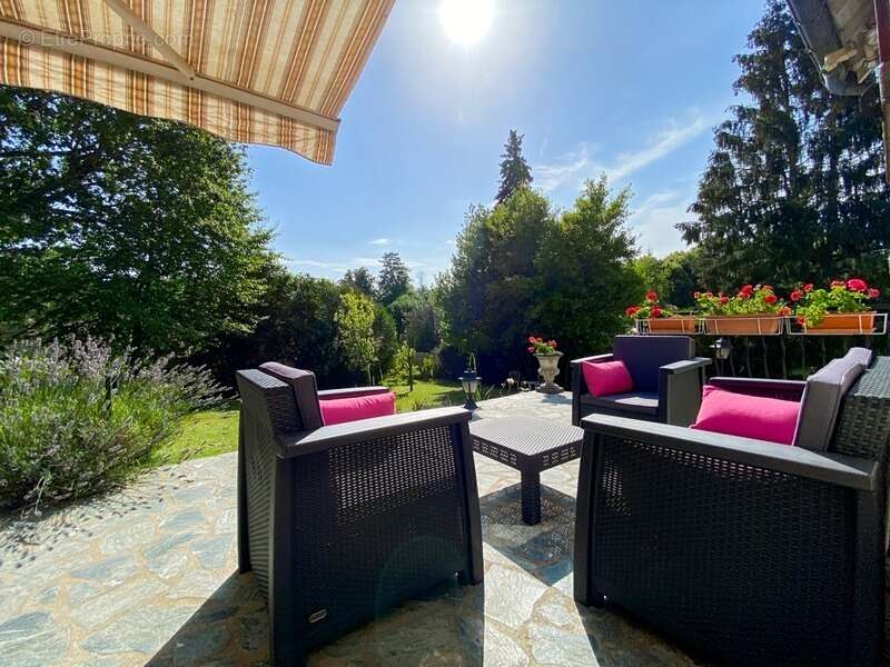 Dpt Yvelines (78), Millemont, maison 6 pièces de 130 m² - Terrain de 1 617,00 m² - photo 2