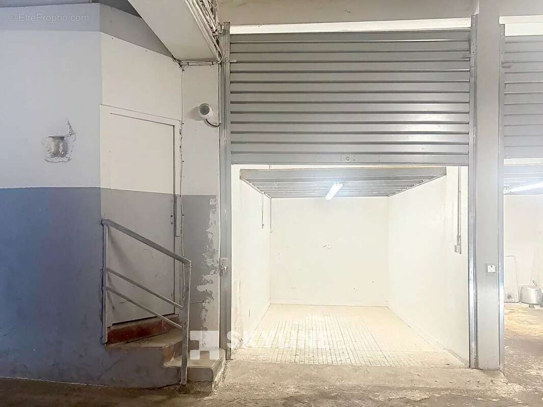 Parking à MARSEILLE-7E