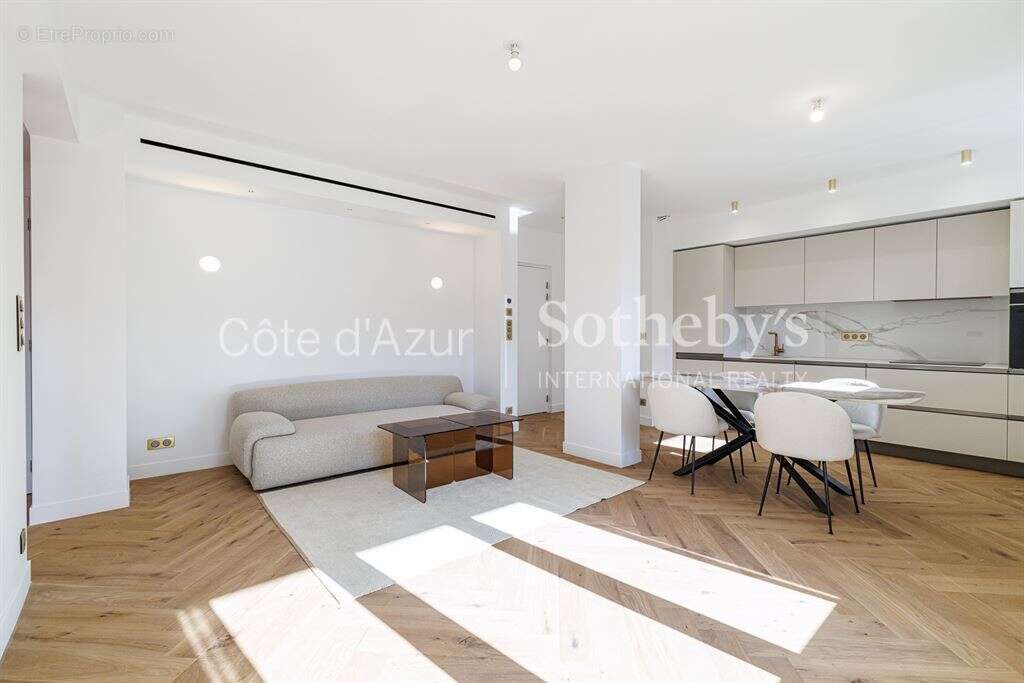 Appartement à BEAULIEU-SUR-MER