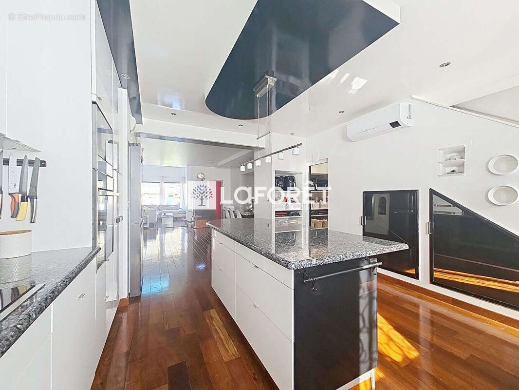 Maison à SARTROUVILLE