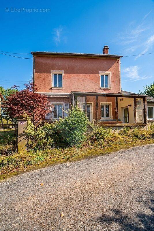 Maison à ARRONNES