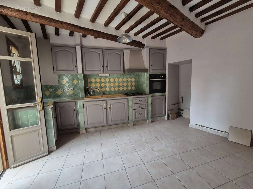 Maison à COURTHEZON