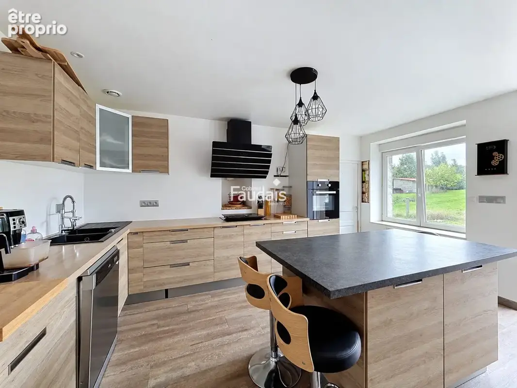 Maison 4 pièces 81 m² à vendre à Saint-Amand (50160) - photo 2