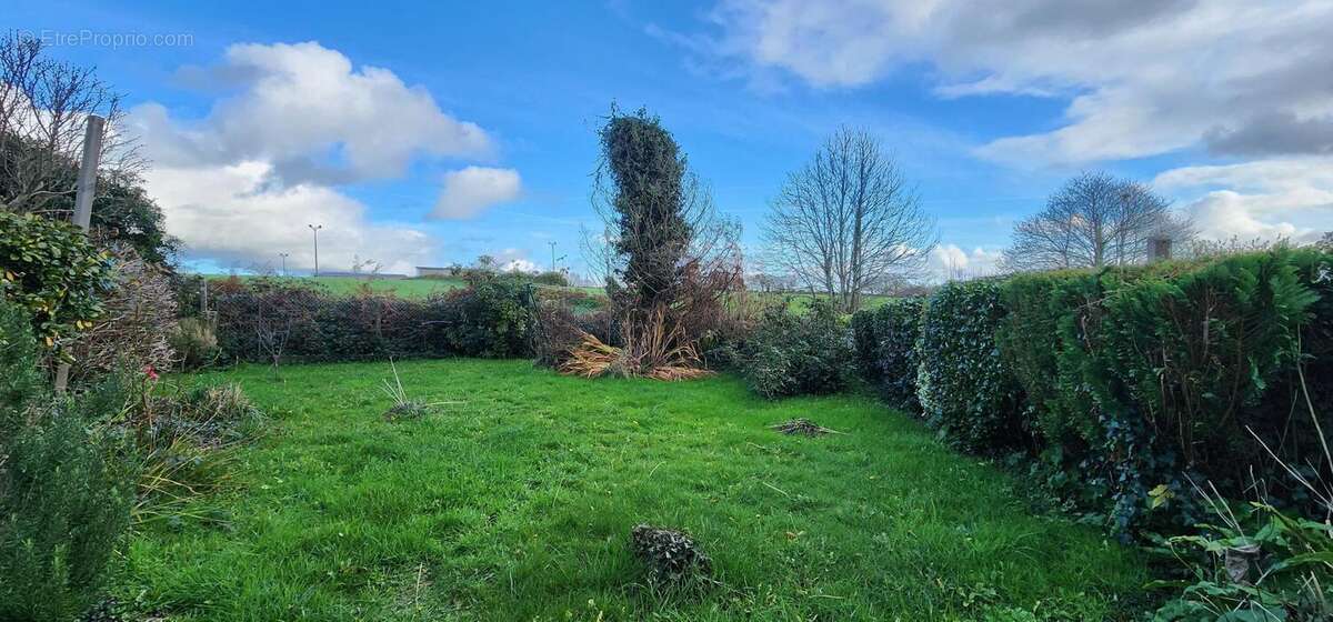 Photo 3 - Maison à LANDUDEC