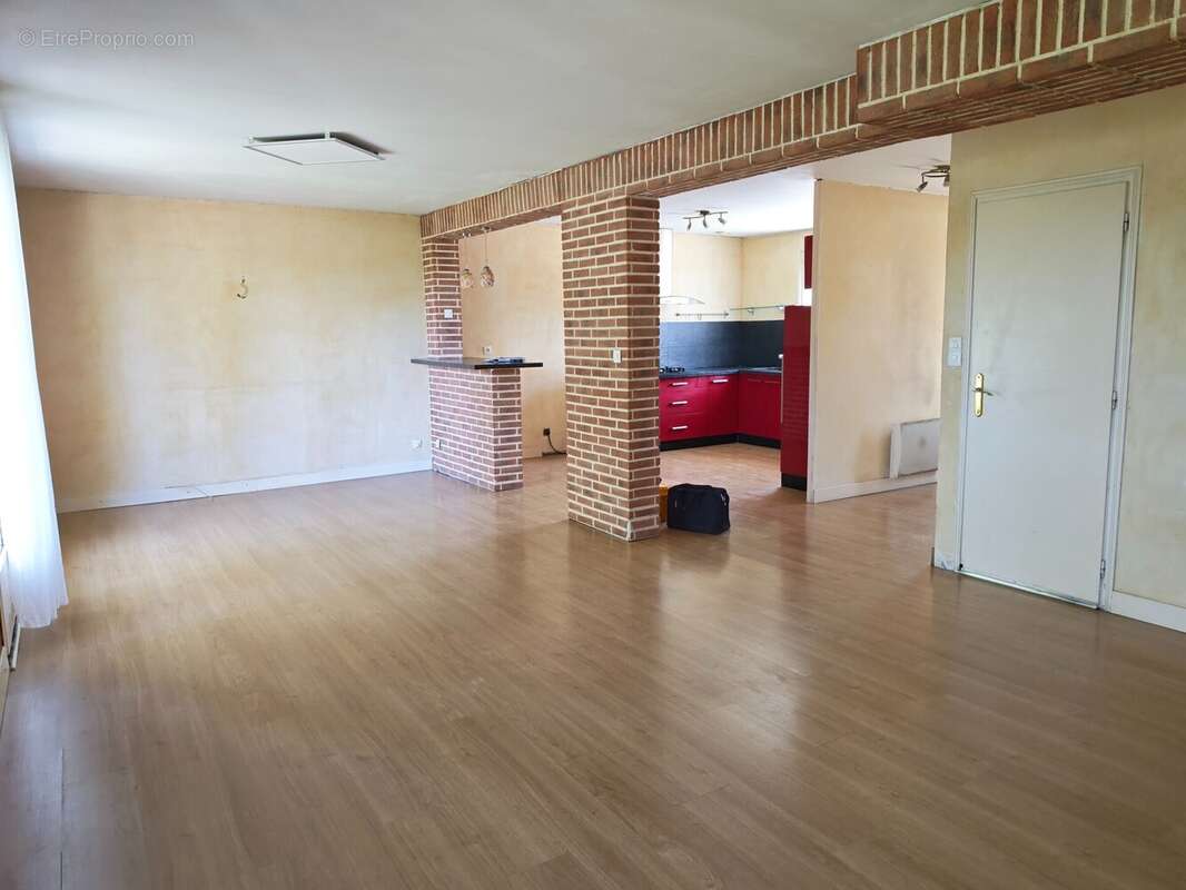 Maison 142 m² à L'abergement-Sainte-Colombe  - photo 4