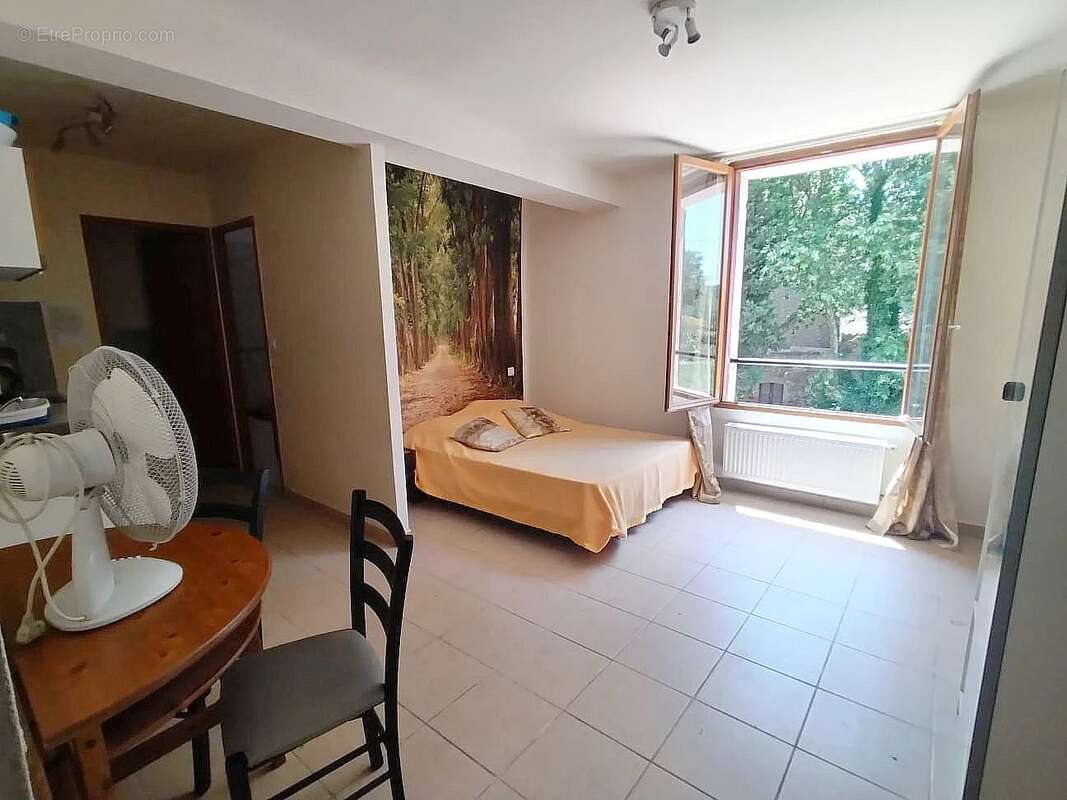 Maison à BORMES-LES-MIMOSAS