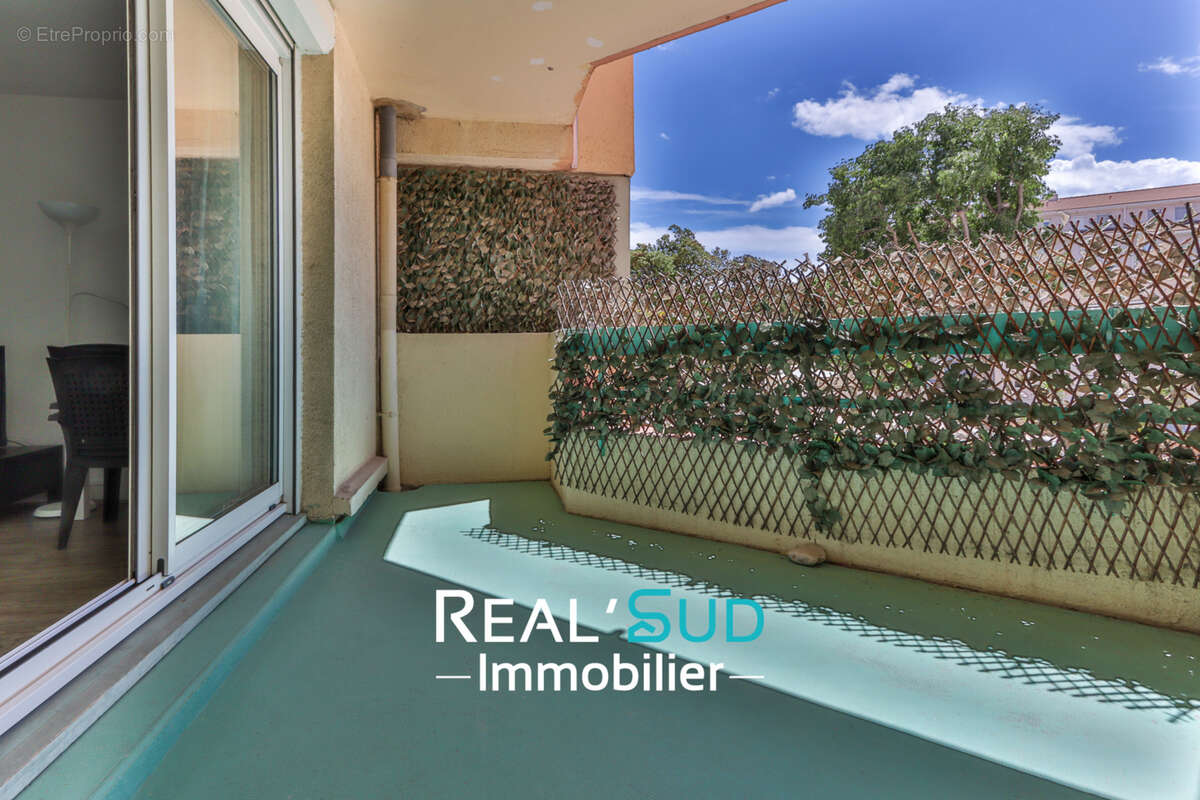 Appartement à MARSEILLE-8E