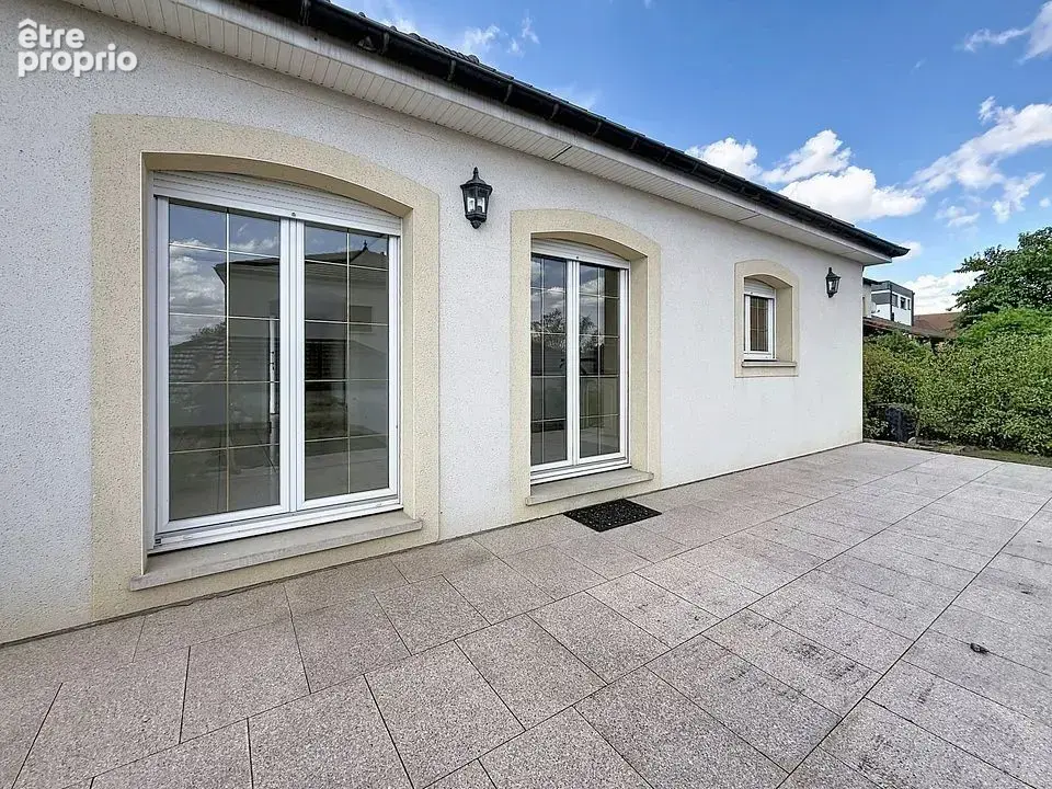 Thionville Guentrange/Quartier résidentiel - Maison individuelle de 148 27 m2 + sous-sol aménagé - 9,43 ares - photo 14