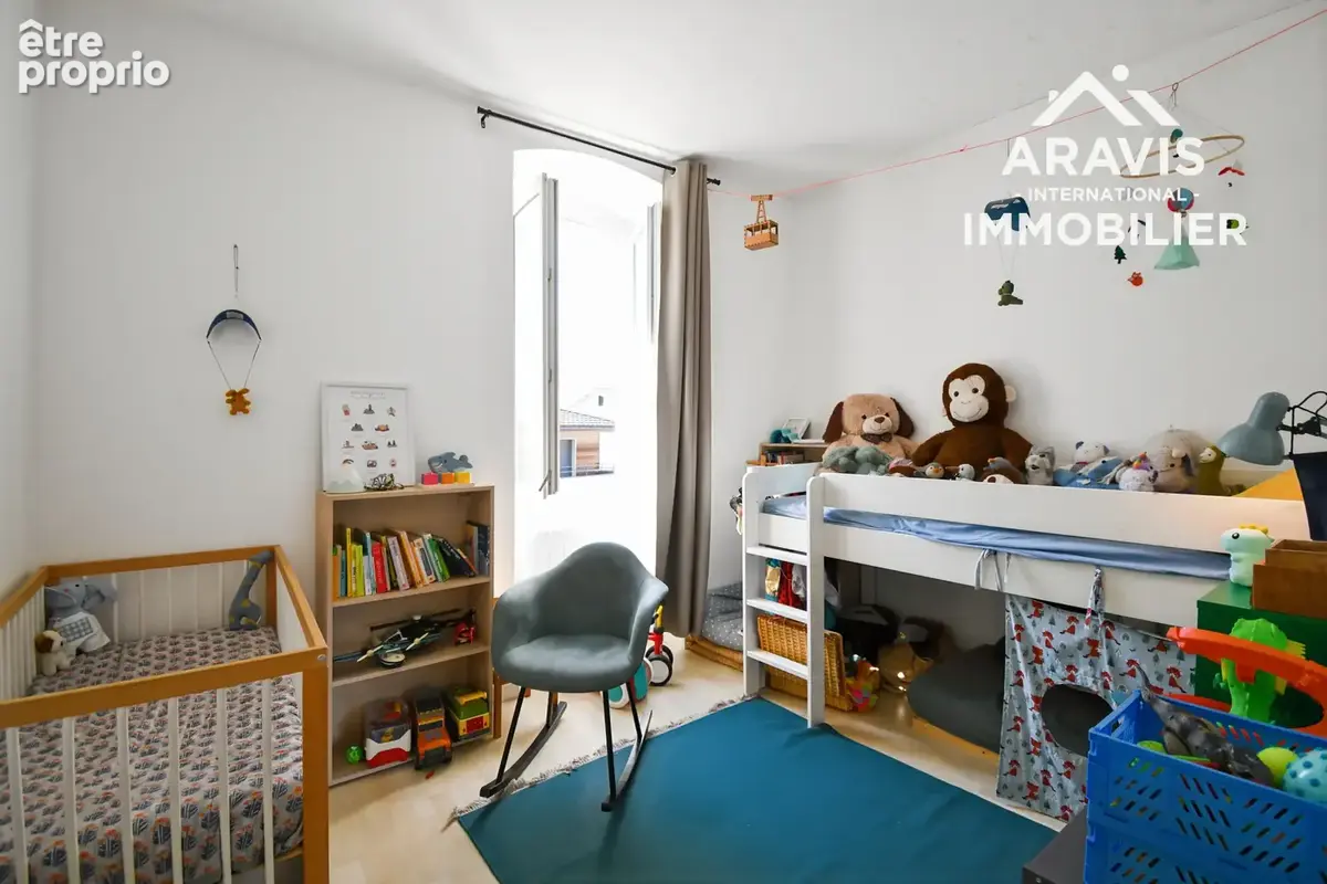 Appartement 3 pièces à Thônes avec grand garage, parking et jardin commun - photo 12