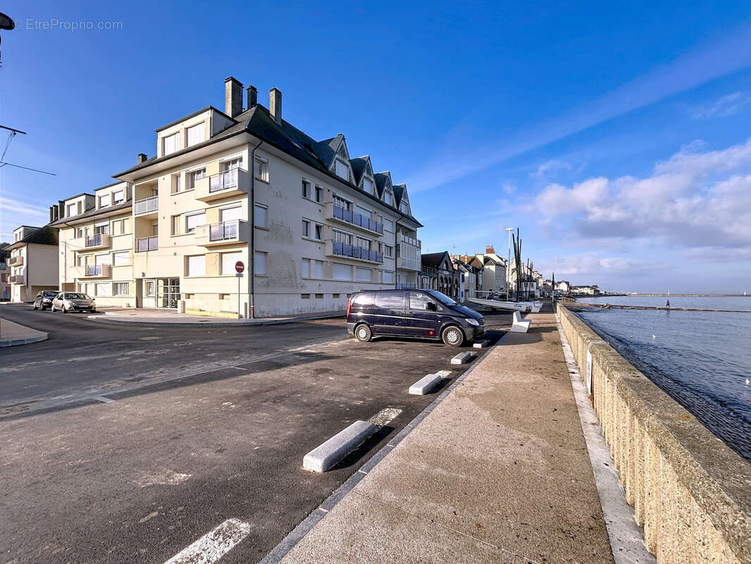 Appartement à GRANDCAMP-MAISY