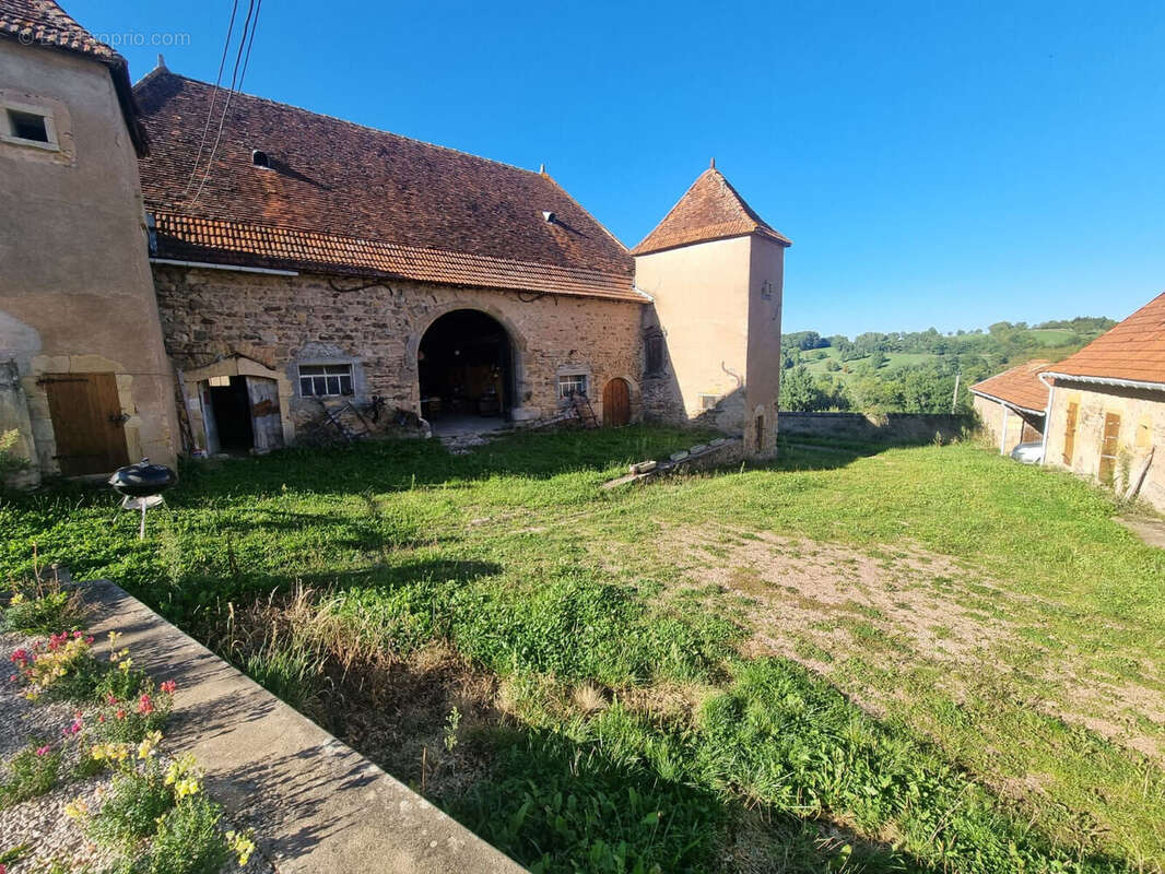 Photo 3 - Maison à SAINT-SYMPHORIEN-DES-BOIS