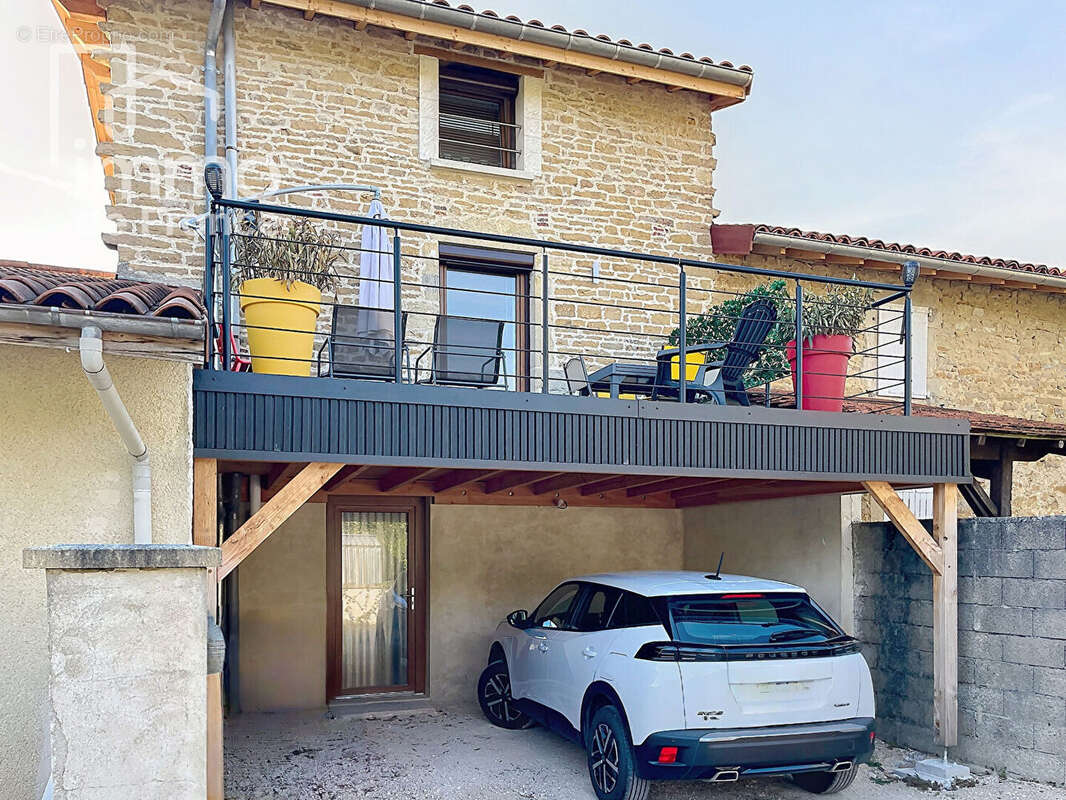 Maison à COLIGNY