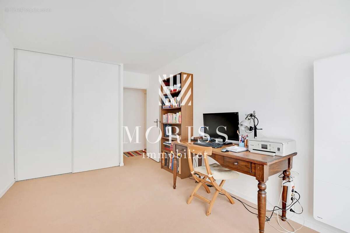 Appartement à PARIS-2E