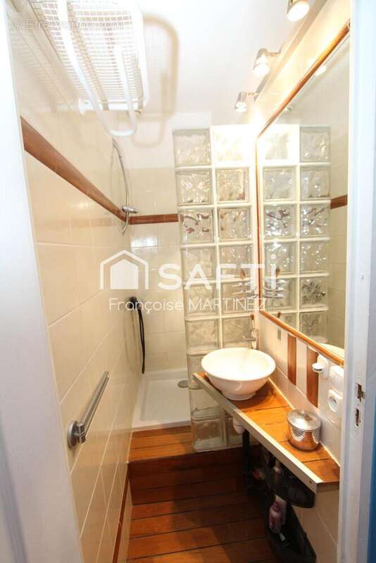 Photo 5 - Maison à BRON