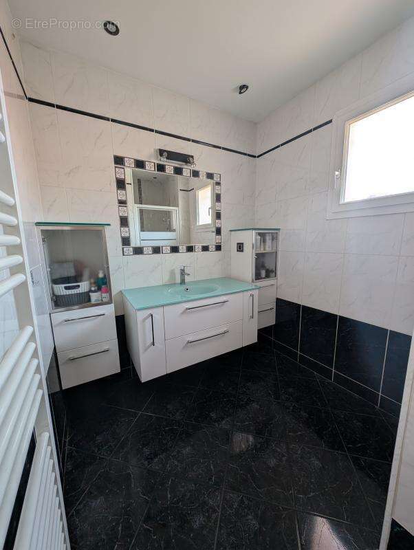 Maison à FONTANIL-CORNILLON