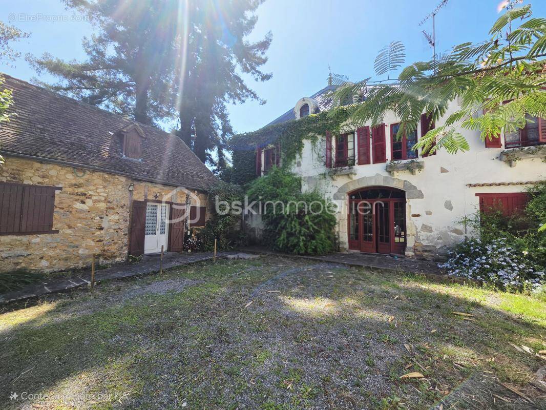 Maison à SALIES-DE-BEARN