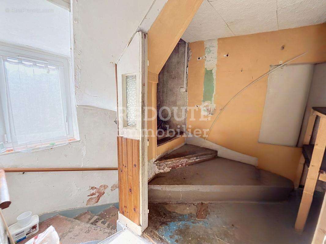 A vendre, maison type5 à rénover, Fère-en-Tardenois - photo 7