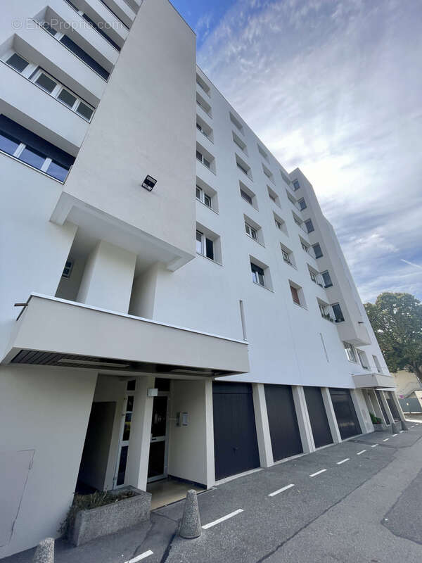 Appartement à FERNEY-VOLTAIRE