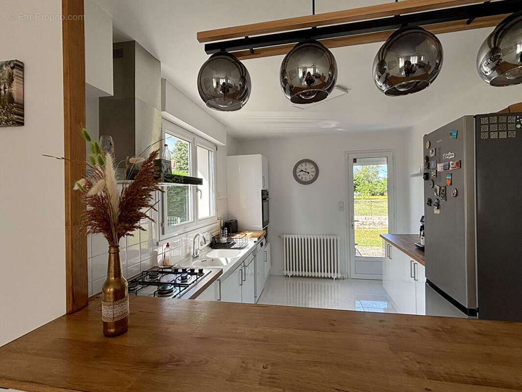 Maison rénovée 3 pièces à vendre à Saujon, proche gare et commerces - photo 5