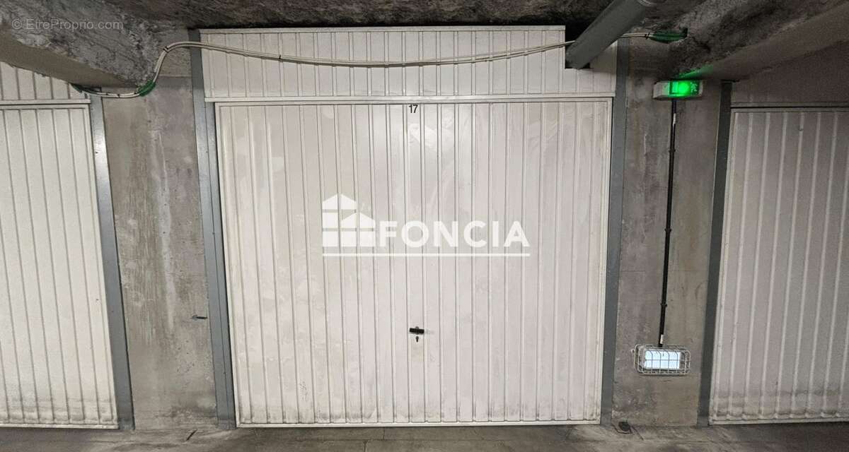 Exclusivité FONCIA, T2 de 44.05m2 avec TERRASSE et GARAGE de 15m2 - photo 10