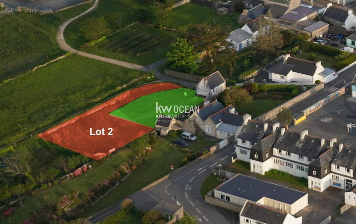 Terrain à PLOUHINEC