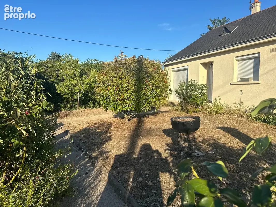Maison à vendre 4 pièces SAUMUR (49400) - Pavillon de plain-pied - Jardin clos - garage - photo 3